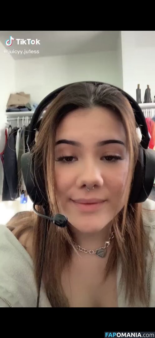 Juliadagoolia / Juliagoolia69 / jeffsgirlfriend69 / julia.vill / juliagoolia.69 / juliagoolia69__ Обнажённый OnlyFans  Утёкшее фото #1