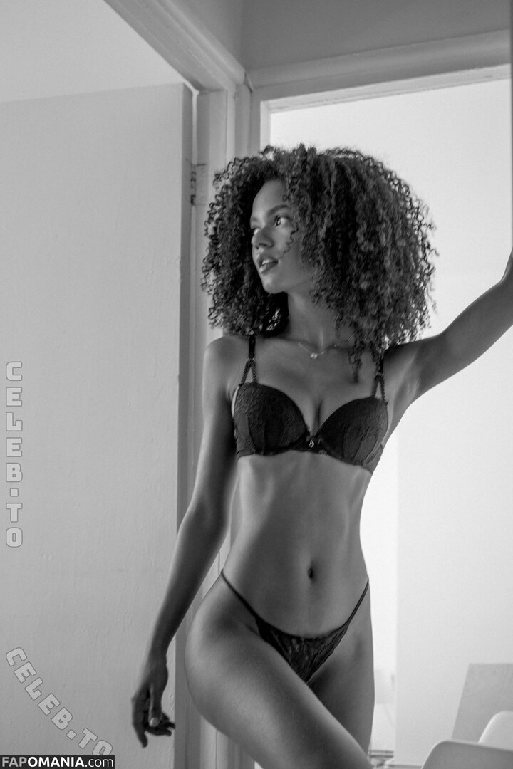 Juliana Nalu / https: / juliananalu / naluando / nalujuliana Обнажённый OnlyFans  Утёкшее фото #315