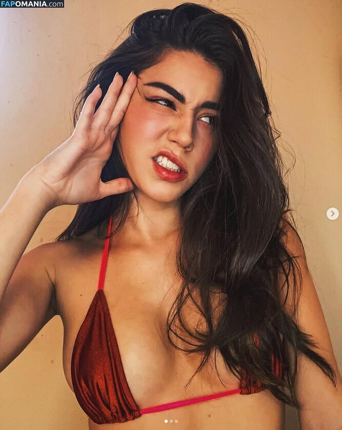 Juliane Carvalho / julianecarvalh0 / julianecarvalho Обнажённый OnlyFans  Утёкшее фото #3