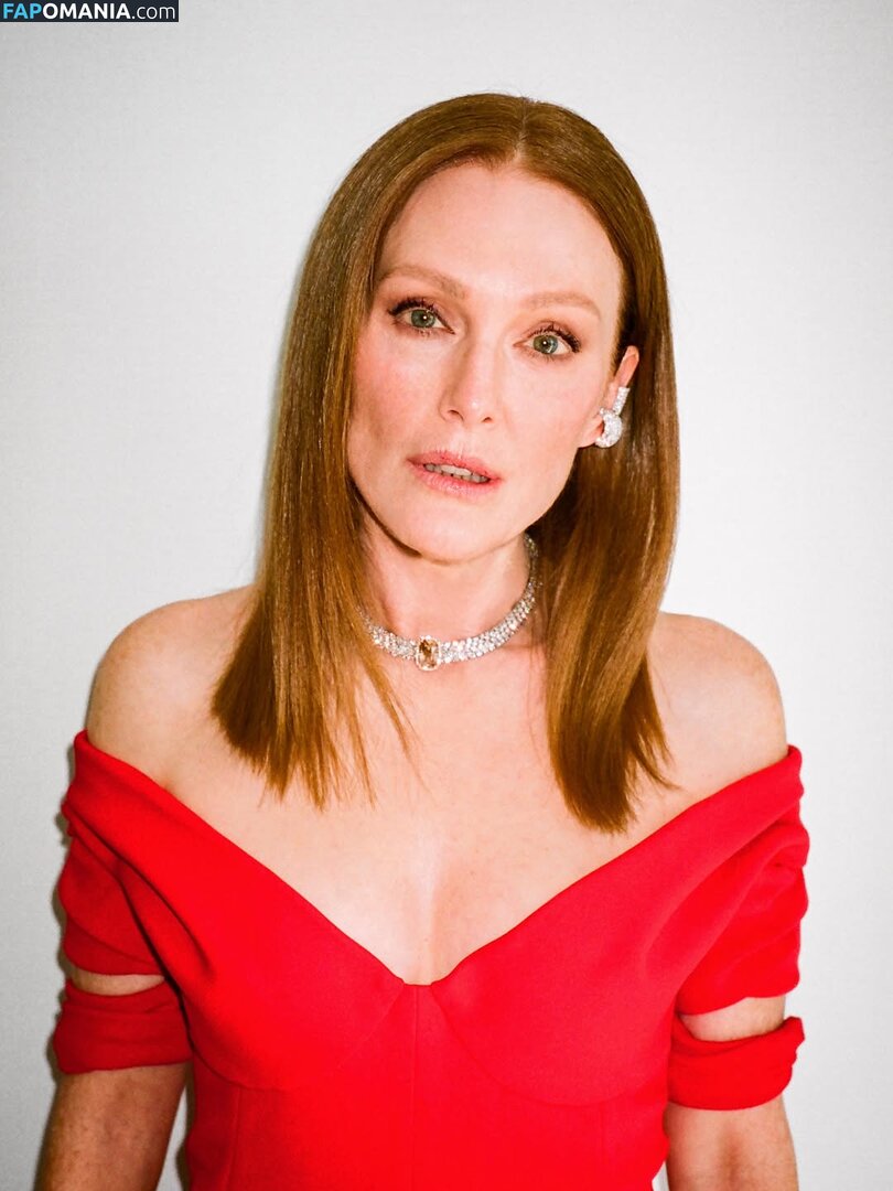 Julianne Moore / juliana_moore / juliannemoore Обнажённый OnlyFans  Утёкшее фото #1