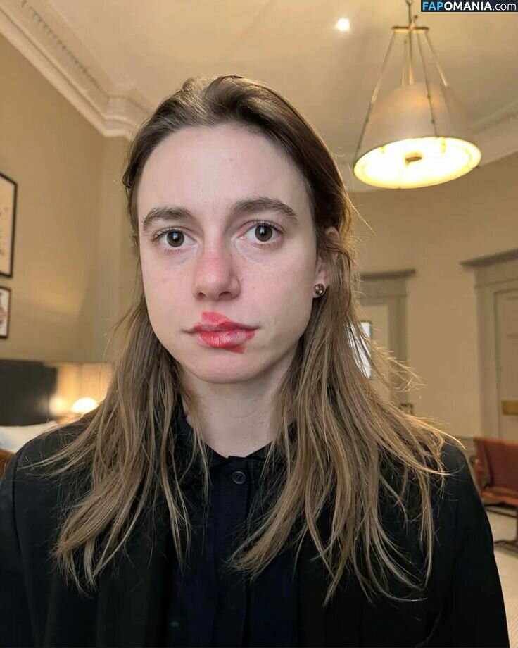 Julien Baker / julienrbaker Обнажённый OnlyFans  Утёкшее фото #9