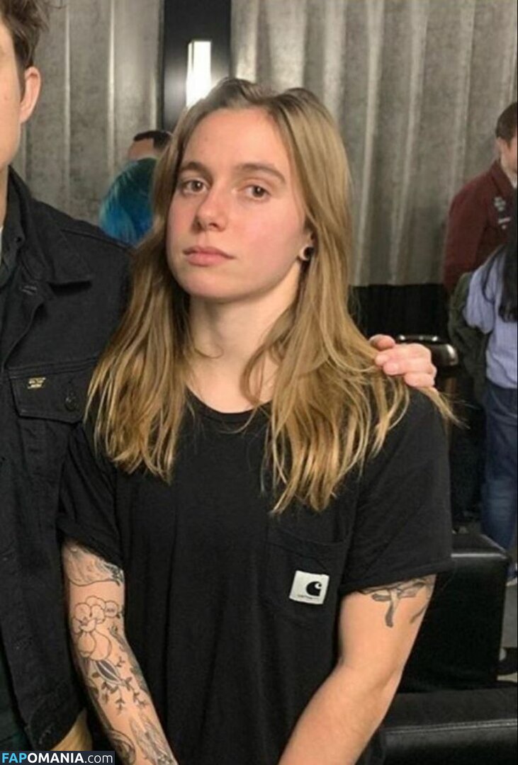 Julien Baker / julienrbaker Обнажённый OnlyFans  Утёкшее фото #22