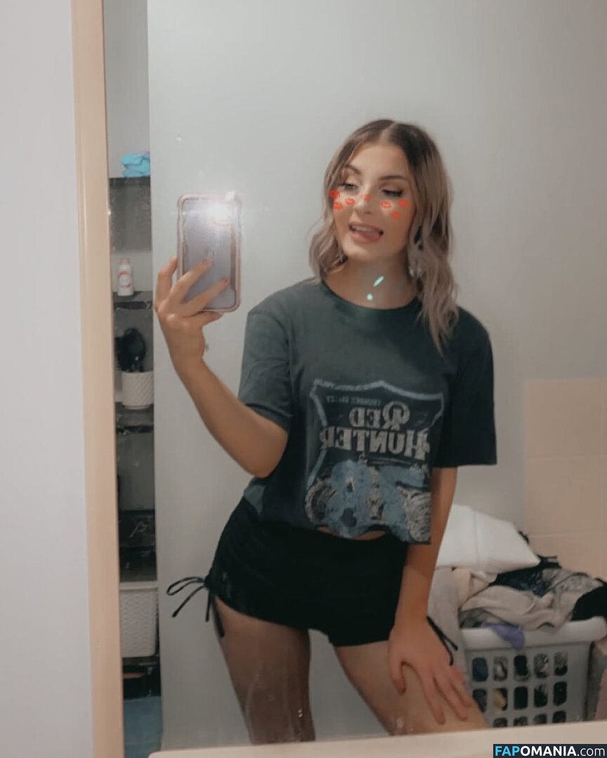 __julsssx / julsxxx Обнажённый OnlyFans  Утёкшее фото #6