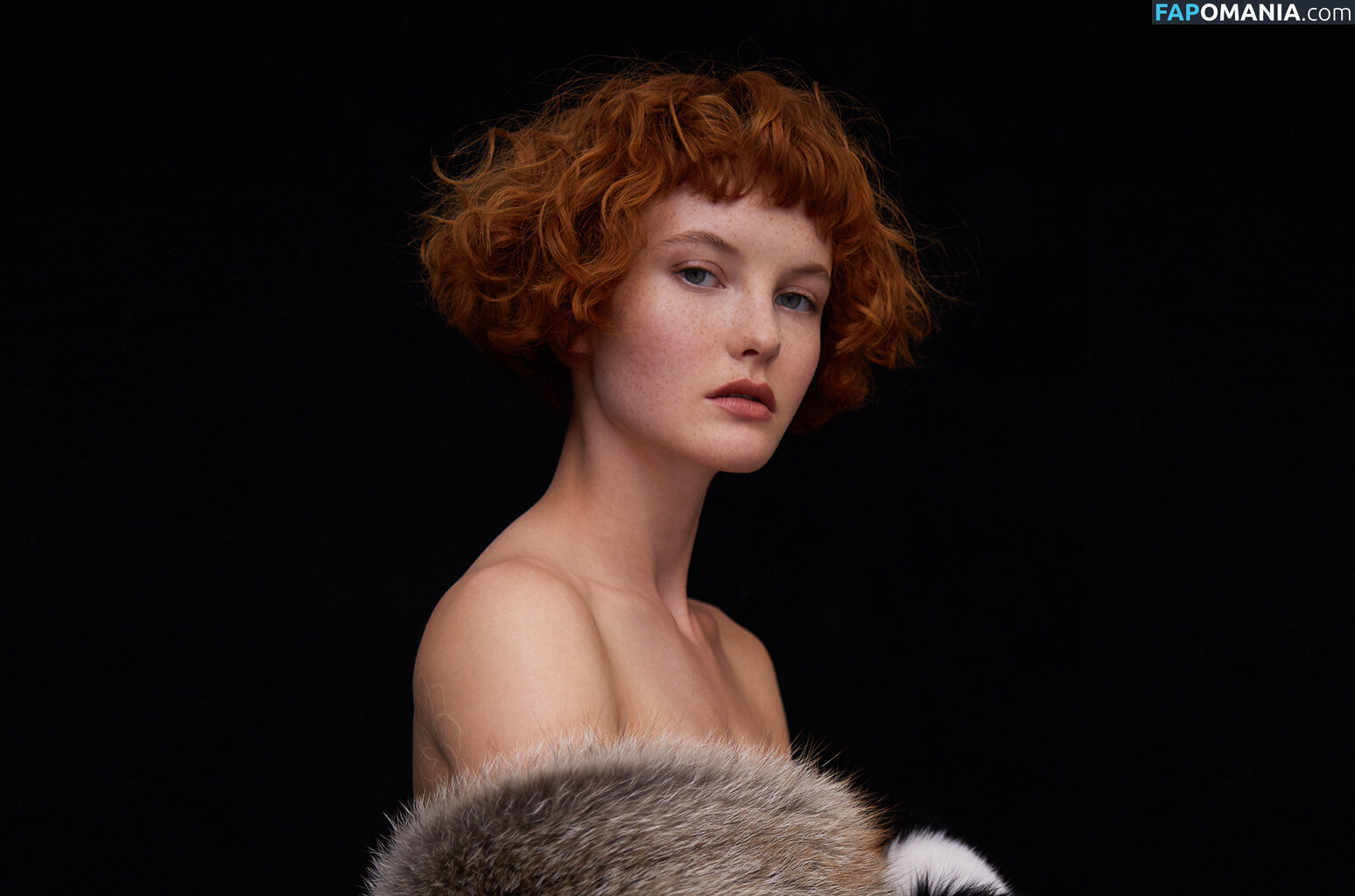 Kacy Hill Обнажённый OnlyFans  Утёкшее фото #17