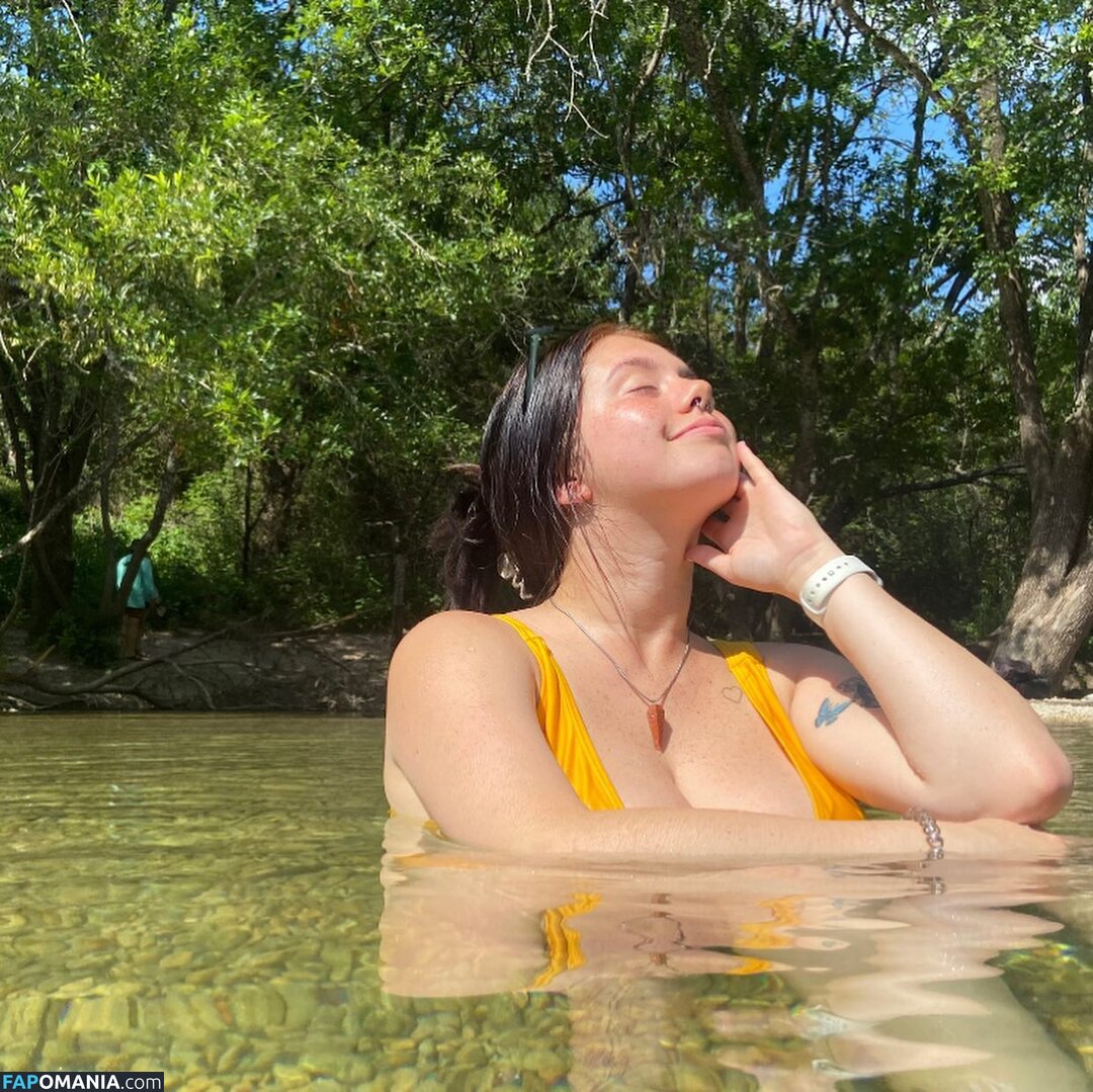 Kaitlyn Nicole / __kaitlynicole_ / https: / kaitlynnicole.music / nicolette38 Обнажённый OnlyFans  Утёкшее фото #5