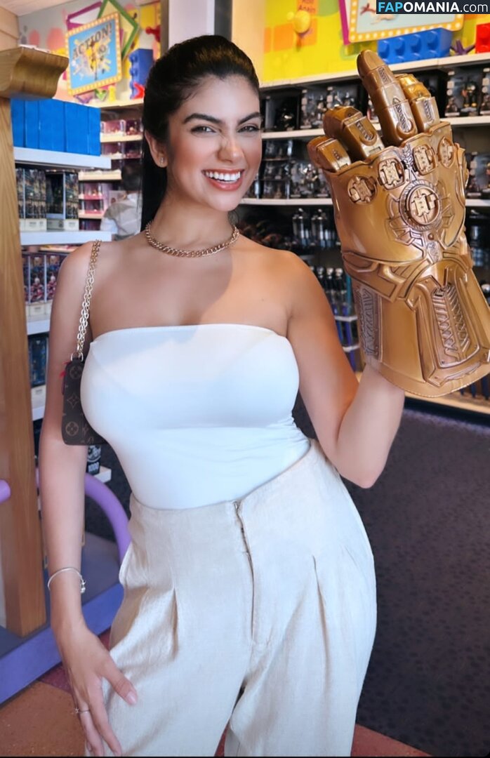 Kami Cosplayer / Kami Ferreira / kamiferreiraoficial / kamilacosplay / kanmi_cos Обнажённый OnlyFans  Утёкшее фото #17