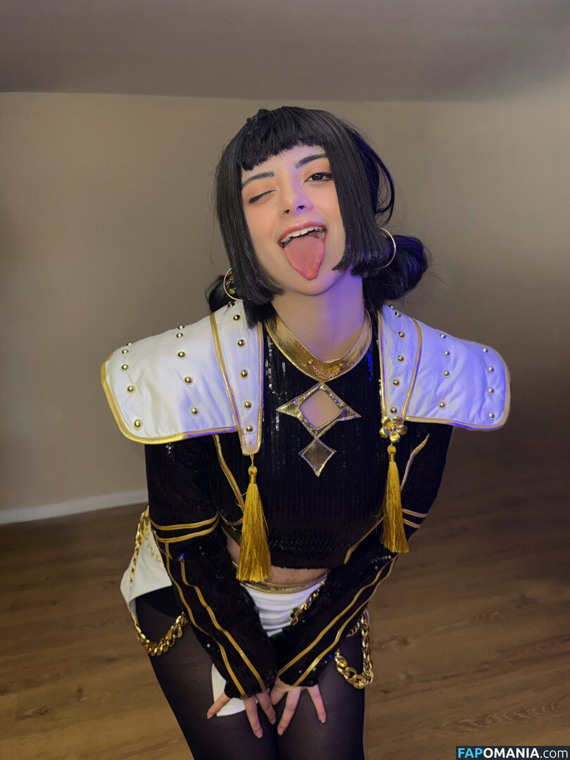 Vani / karamelori Обнажённый OnlyFans  Утёкшее фото #2