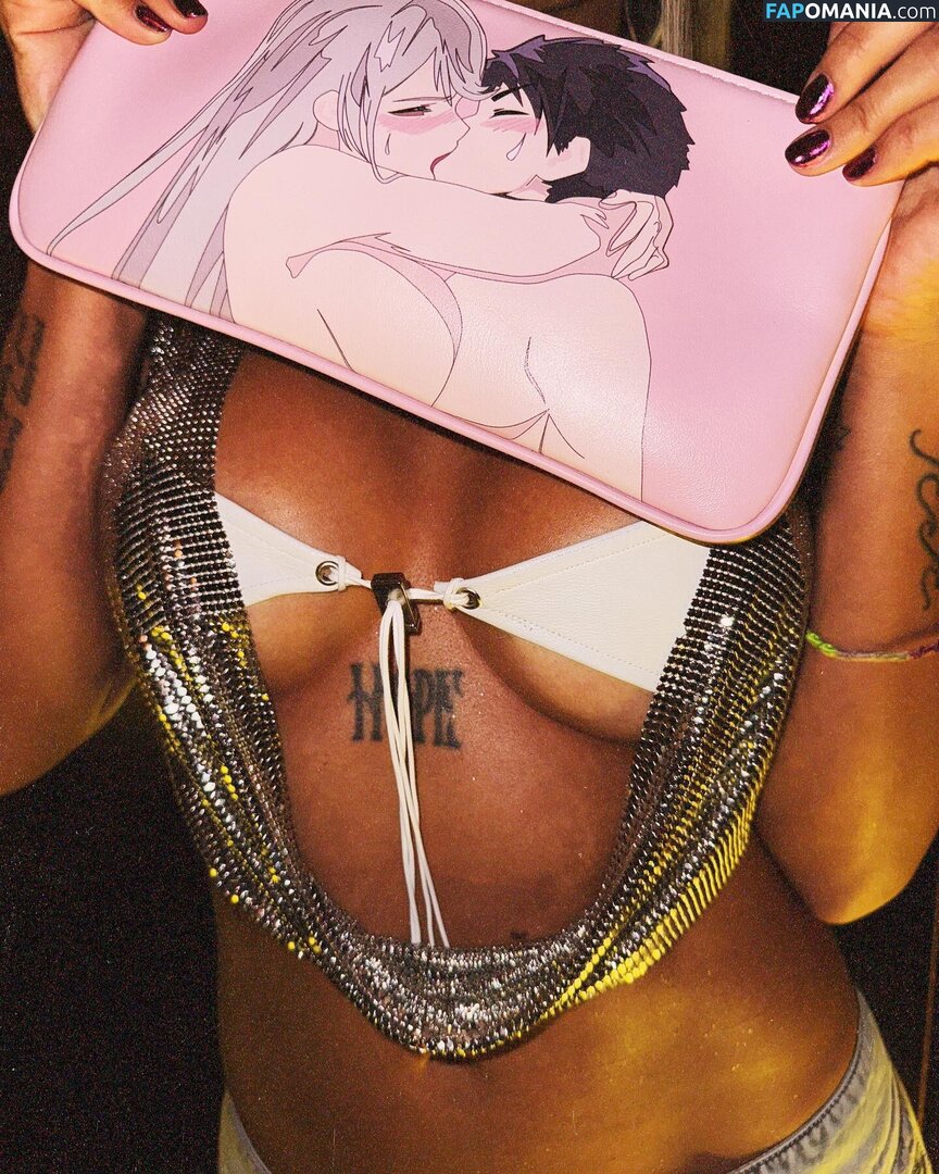 Karol G / karolg / karolgfriend Обнажённый OnlyFans  Утёкшее фото #311