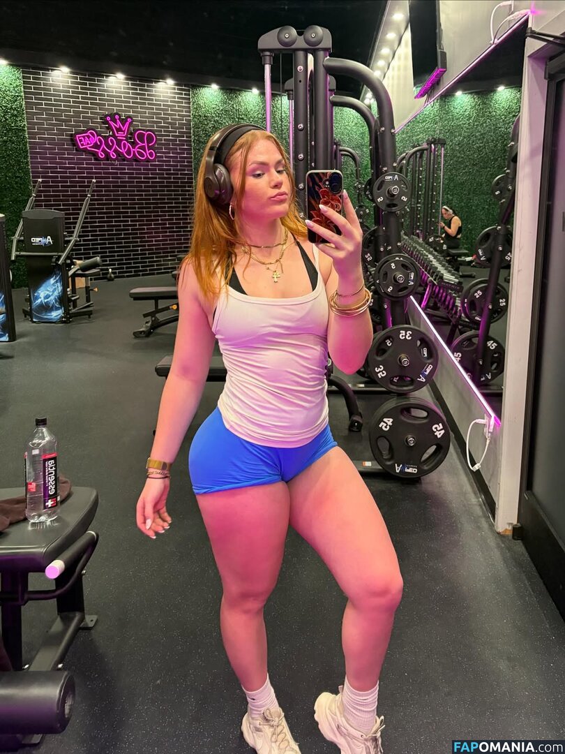 Karolina Simkus / karolina.simkus Обнажённый OnlyFans  Утёкшее фото #3