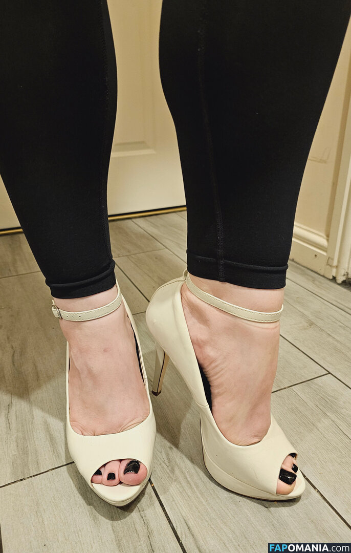 Kate's Feet / kates_feet Обнажённый OnlyFans  Утёкшее фото #1