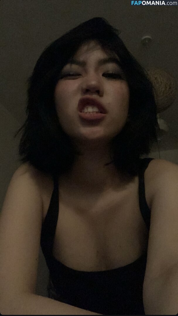 katearucan / katiearucan Обнажённый OnlyFans  Утёкшее фото #1