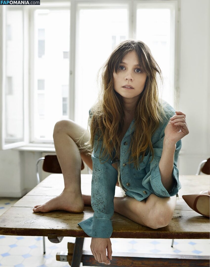 Katja Herbers / katjaherbers Обнажённый OnlyFans  Утёкшее фото #3