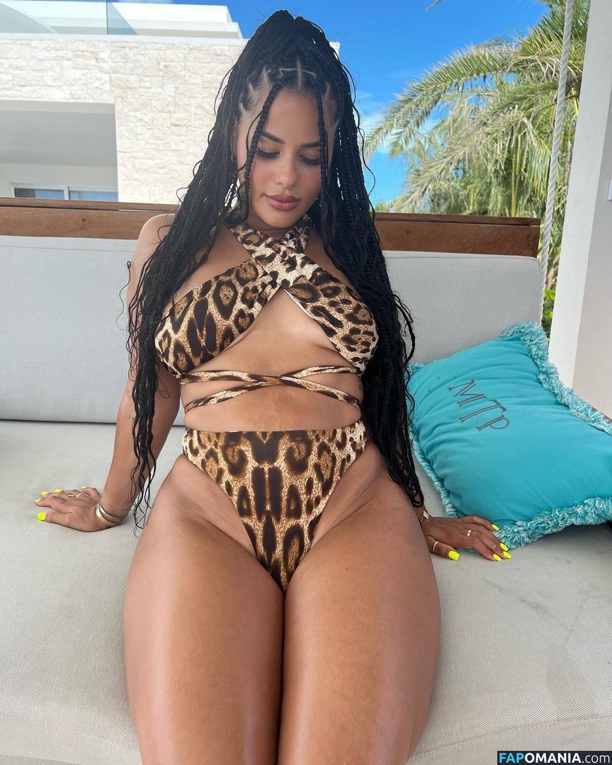 Katya Elise Henry / katyaelisehenry / katyaelisehenrysworld Обнажённый OnlyFans  Утёкшее фото #27