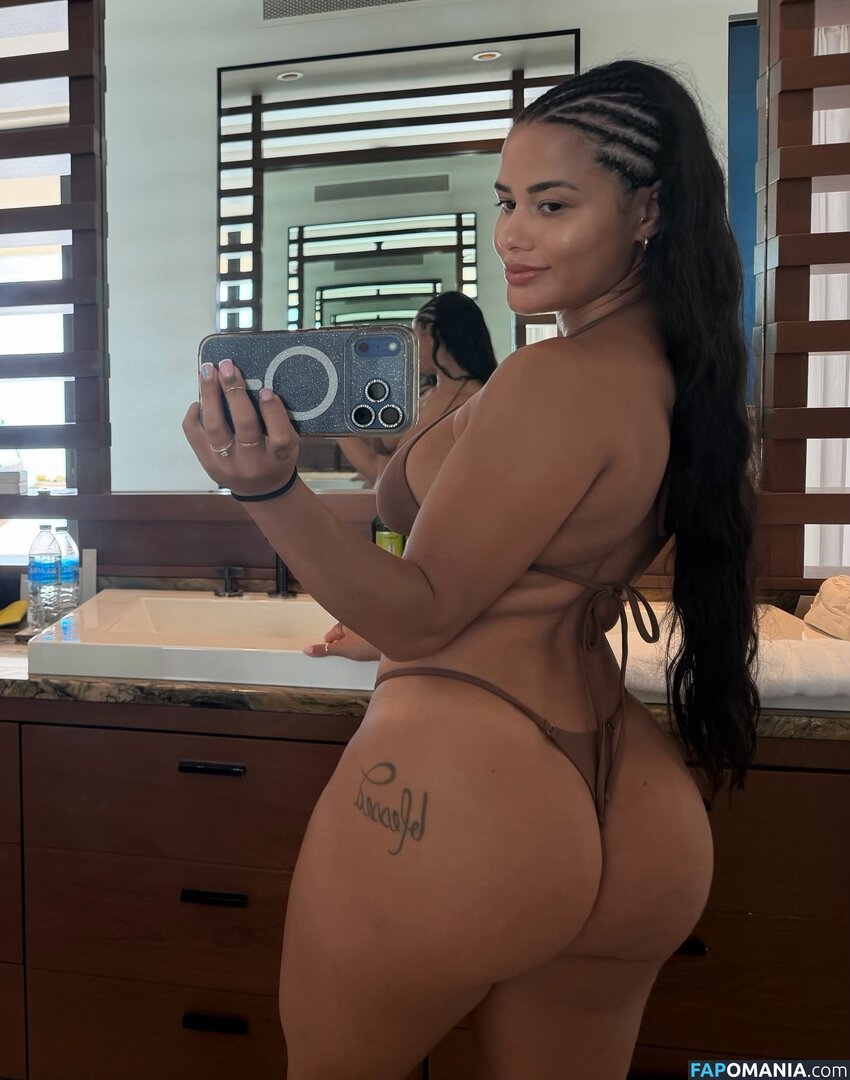 Katya Elise Henry / katyaelisehenry / katyaelisehenrysworld Обнажённый OnlyFans  Утёкшее фото #1051