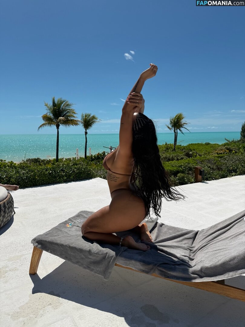 Katya Elise Henry / katyaelisehenry / katyaelisehenrysworld Обнажённый OnlyFans  Утёкшее фото #1081