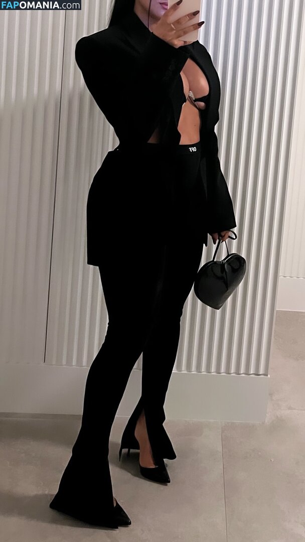 Katya Elise Henry / katyaelisehenry / katyaelisehenrysworld Обнажённый OnlyFans  Утёкшее фото #1083