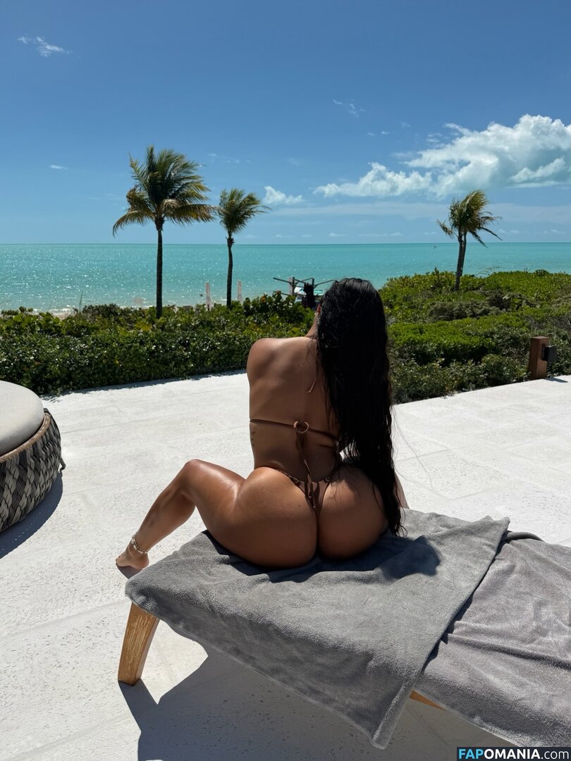 Katya Elise Henry / katyaelisehenry / katyaelisehenrysworld Обнажённый OnlyFans  Утёкшее фото #1109