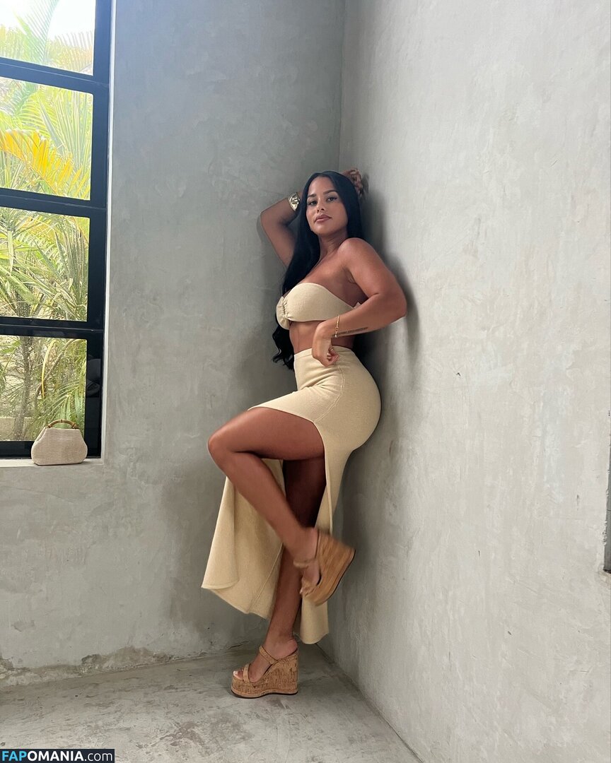 Katya Elise Henry / katyaelisehenry / katyaelisehenrysworld Обнажённый OnlyFans  Утёкшее фото #1126