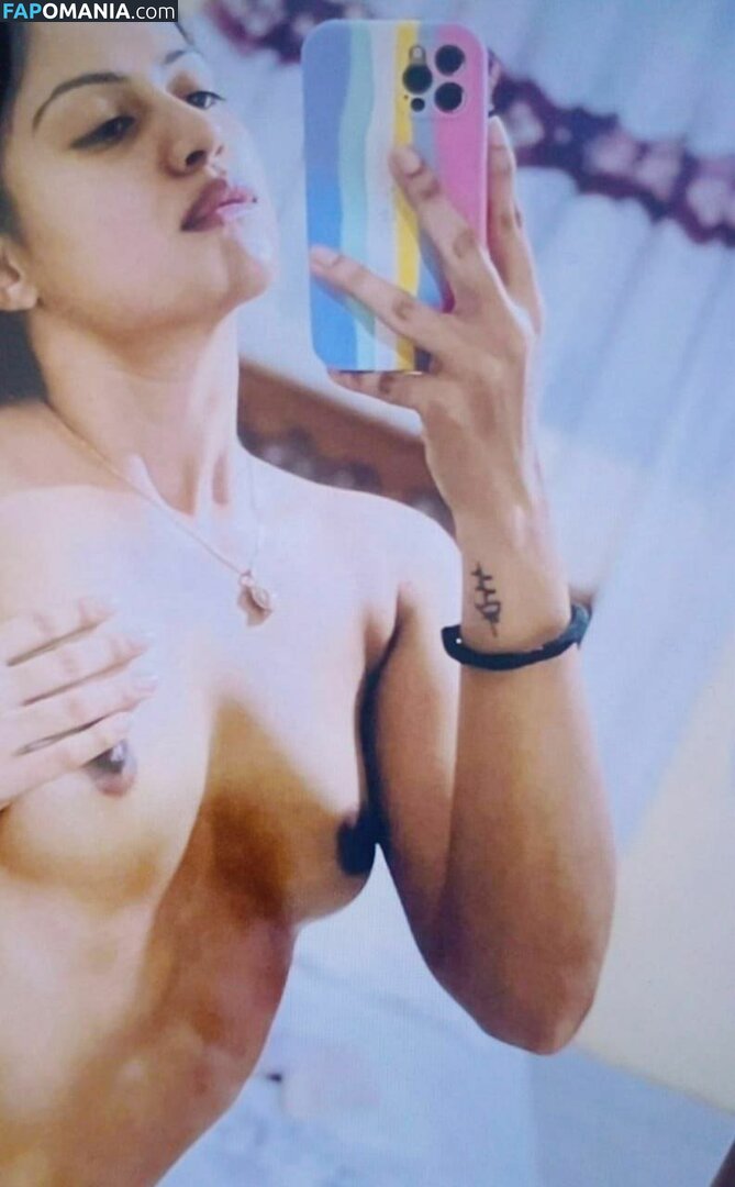 Kavindya Dulshani / kavindyadulshani Обнажённый OnlyFans  Утёкшее фото #2