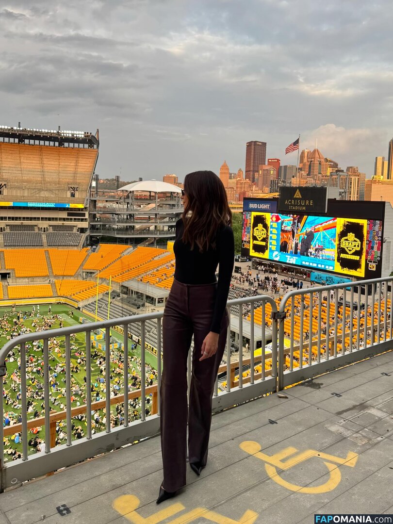 Kay Adams / heykayadams Обнажённый OnlyFans  Утёкшее фото #1