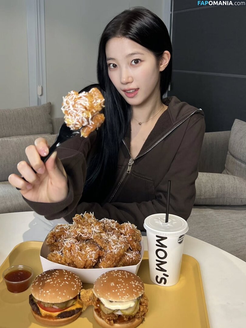 Kazuha Nakamura 中村 一葉 / LESSERAFIM / zuhazana Обнажённый OnlyFans  Утёкшее фото #42