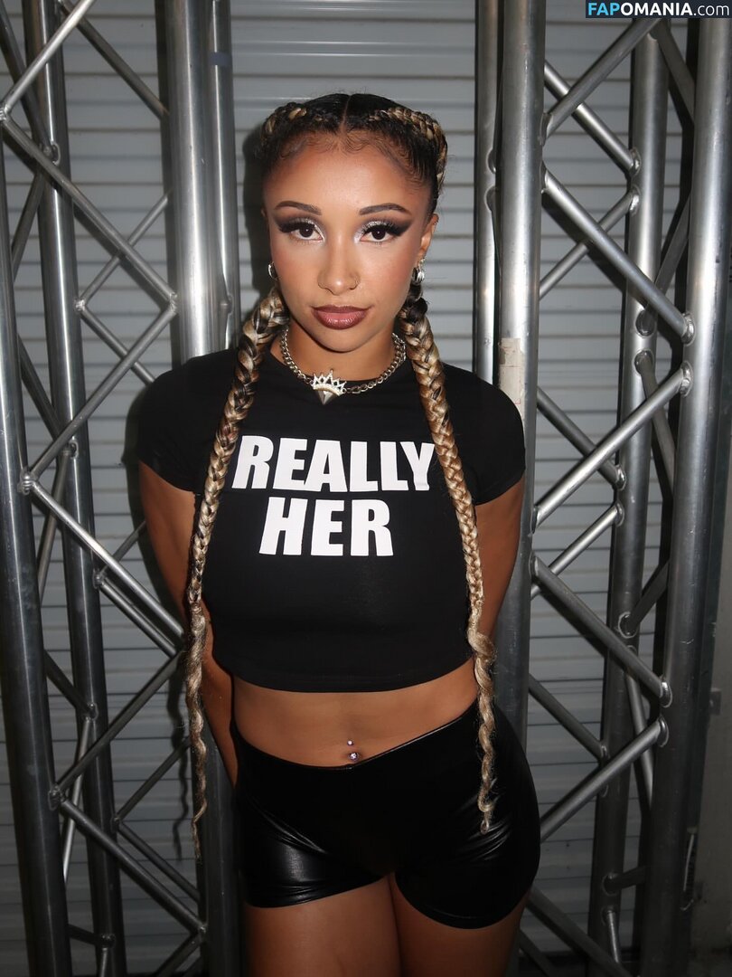 Kelani Jordan / kelani_wwe Обнажённый OnlyFans  Утёкшее фото #5