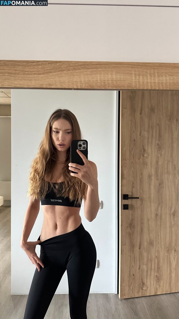 j.aida / kennaabennett / neve.lewiss / paige.donoway Обнажённый OnlyFans  Утёкшее фото #12