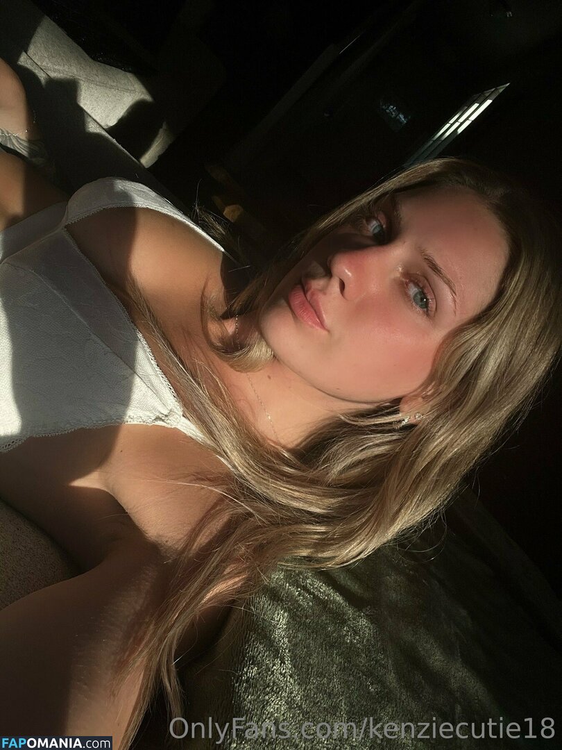 kenziecutie18 / kkenziee_18 Обнажённый OnlyFans  Утёкшее фото #56