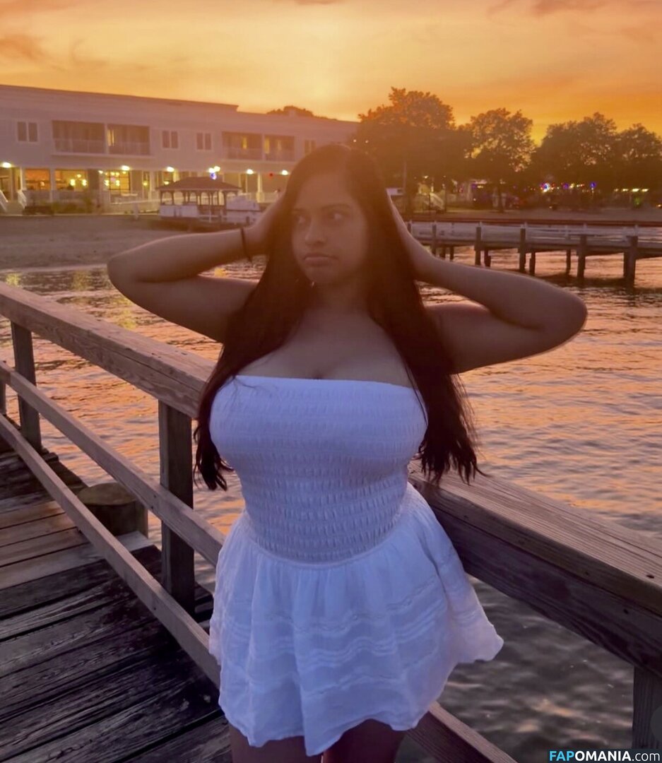 Kerenmorales677 / keren_.moralesss Обнажённый OnlyFans  Утёкшее фото #2