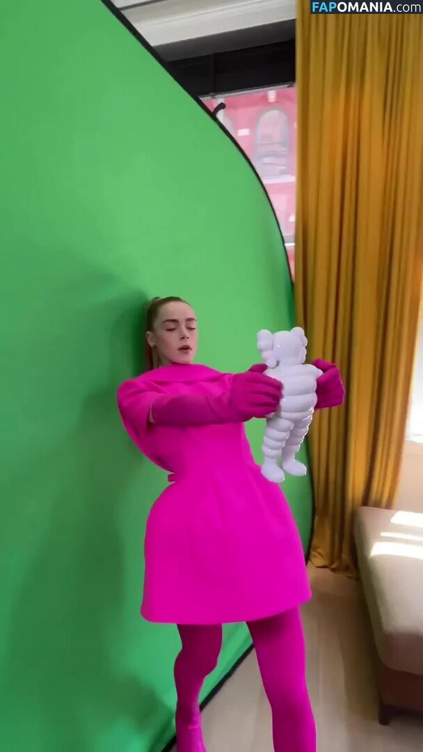 AdventuresSabrina / Kiernan Shipka / kiernanshipka Обнажённый OnlyFans  Утёкшее фото #518
