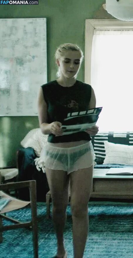 AdventuresSabrina / Kiernan Shipka / kiernanshipka Обнажённый OnlyFans  Утёкшее фото #1557