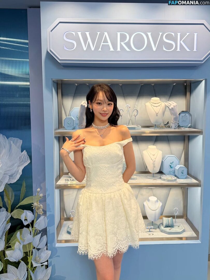 Kim Chaewon / _chaechae_1 / 김채원 Le Sserafim Обнажённый OnlyFans  Утёкшее фото #40
