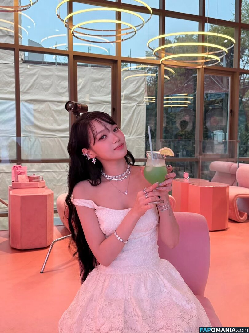 Kim Chaewon / _chaechae_1 / 김채원 Le Sserafim Обнажённый OnlyFans  Утёкшее фото #42