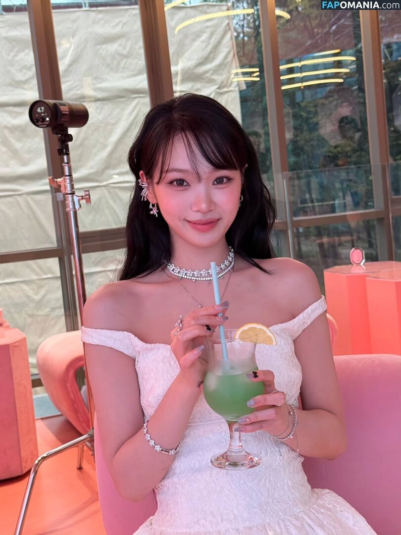 Kim Chaewon / _chaechae_1 / 김채원 Le Sserafim Обнажённый OnlyFans  Утёкшее фото #44