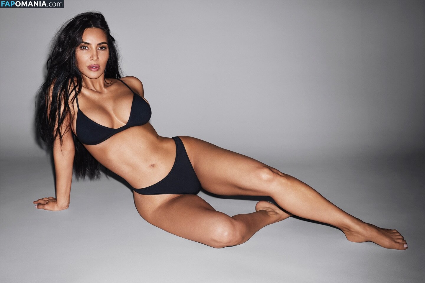 Kim Kardashian / kimkadarshian / kimkardashian Обнажённый OnlyFans  Утёкшее фото #144