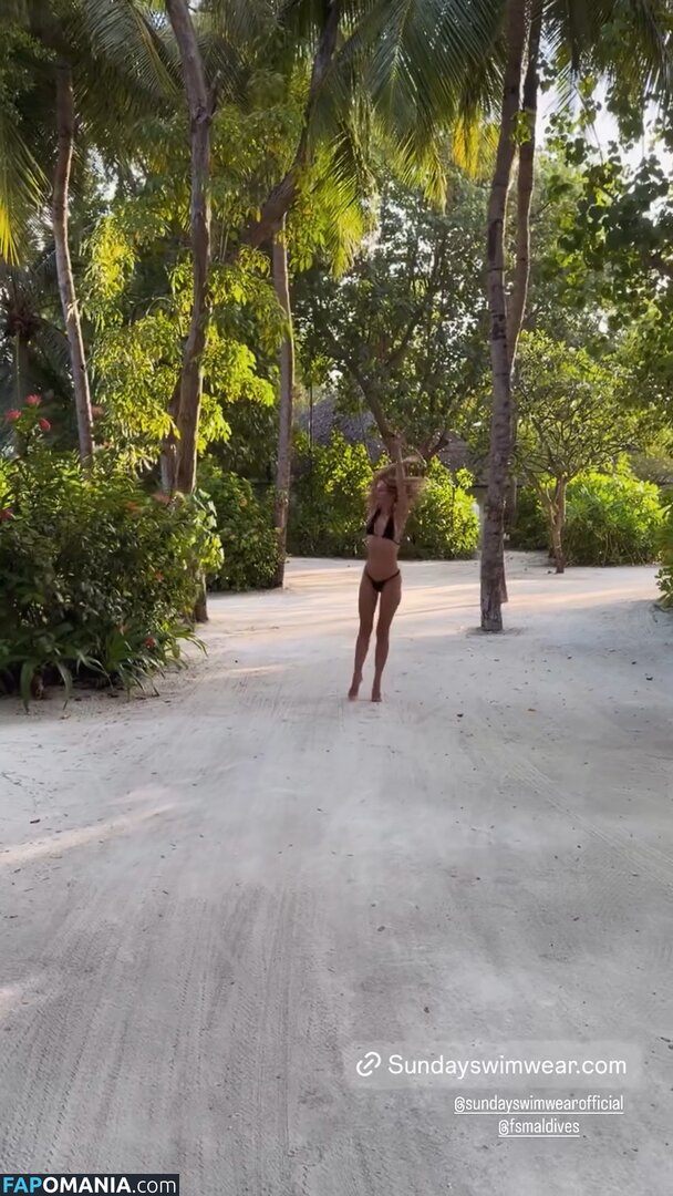 Kimberley Garner / KimberleyLondon / kimberleygarner Обнажённый OnlyFans  Утёкшее фото #934