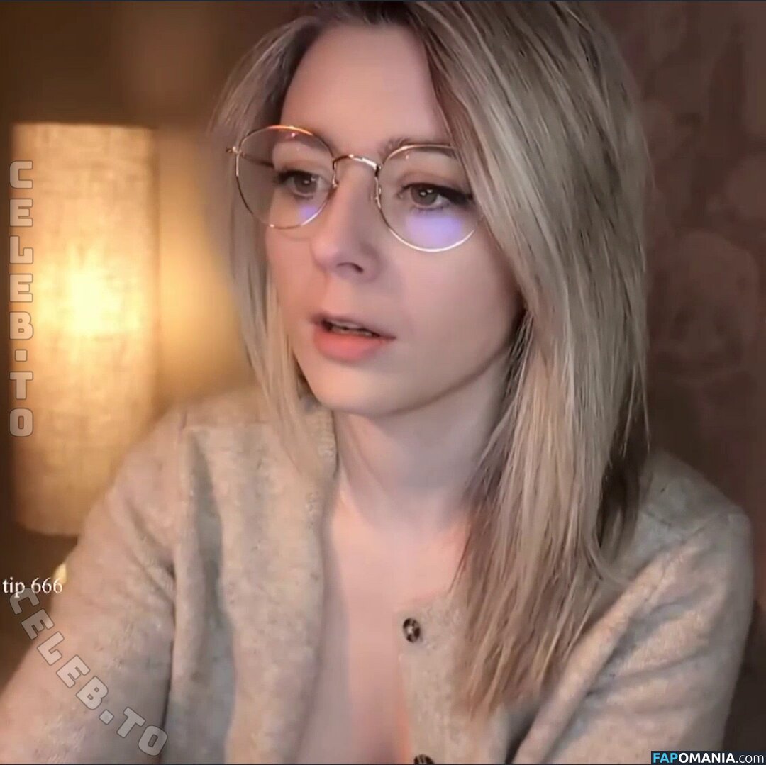 Kimilee / https: / lisa.sakura22 / lisamaus Обнажённый OnlyFans  Утёкшее фото #1