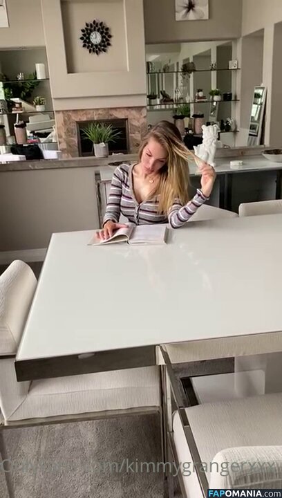 Kimmy Granger / Kimmygrangerxxx / strangerthangranger Обнажённый OnlyFans  Утёкшее фото #347