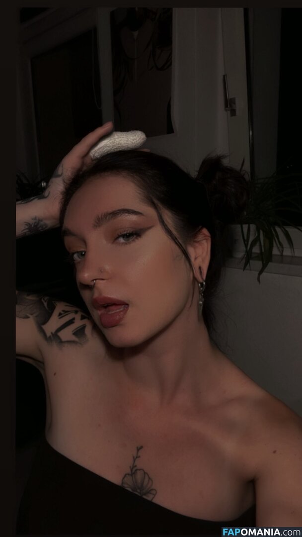 Kiras_note / Namiiii_Swaaaan / kirajulie Обнажённый OnlyFans  Утёкшее фото #1