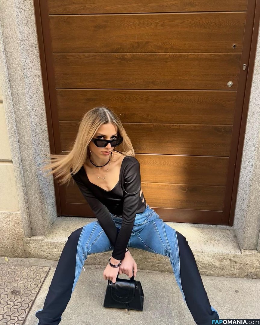 Klea Brahimi / klea_bra Обнажённый OnlyFans  Утёкшее фото #8