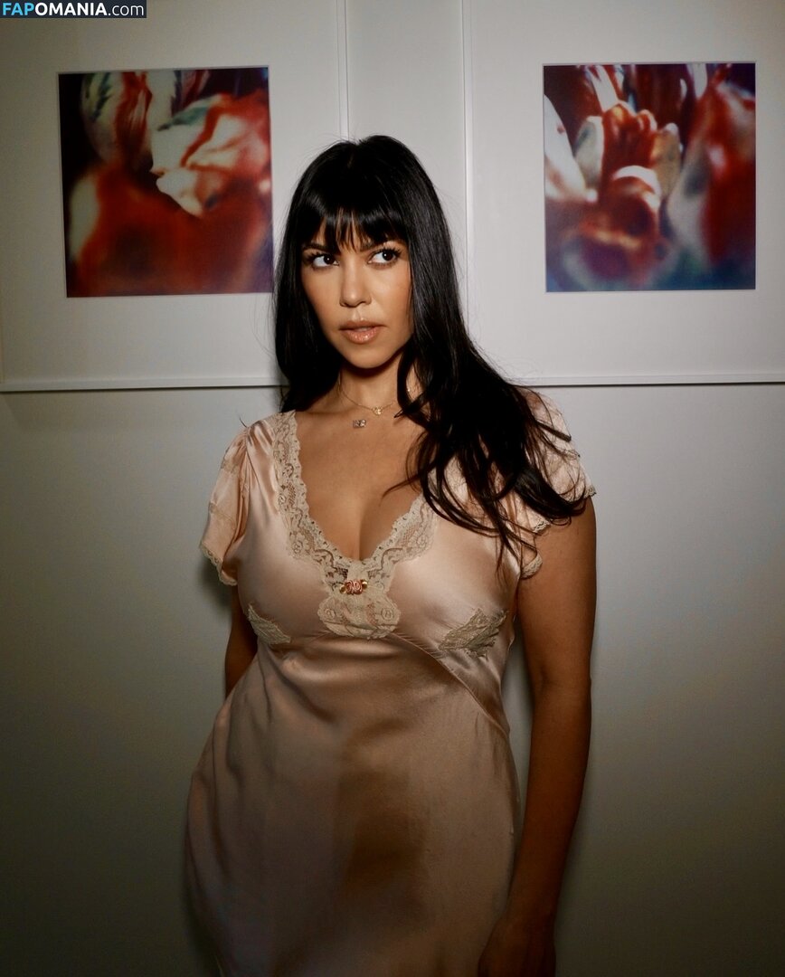 Kourtney Kardashian / kourtneykardash Обнажённый OnlyFans  Утёкшее фото #88