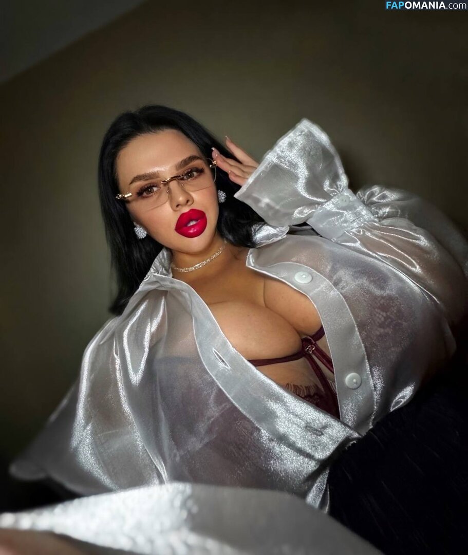 https: / kristina_doru Обнажённый OnlyFans  Утёкшее фото #8