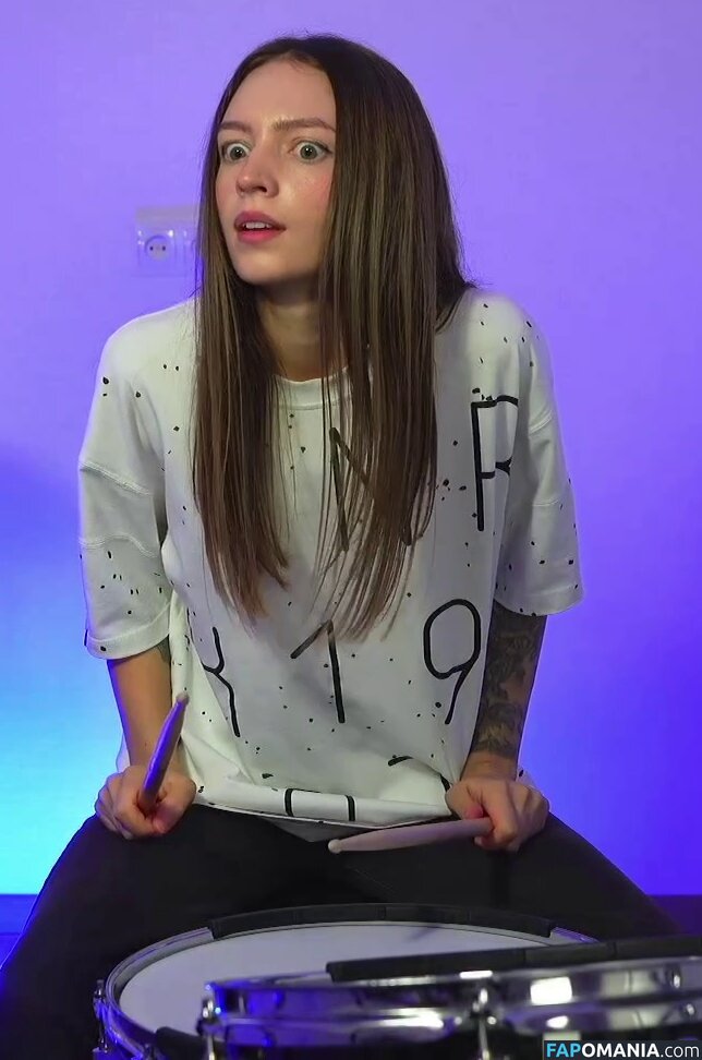 Kriss Drummer / Kristina Rybalchenko / kriss_drummer / user Обнажённый OnlyFans  Утёкшее фото #23