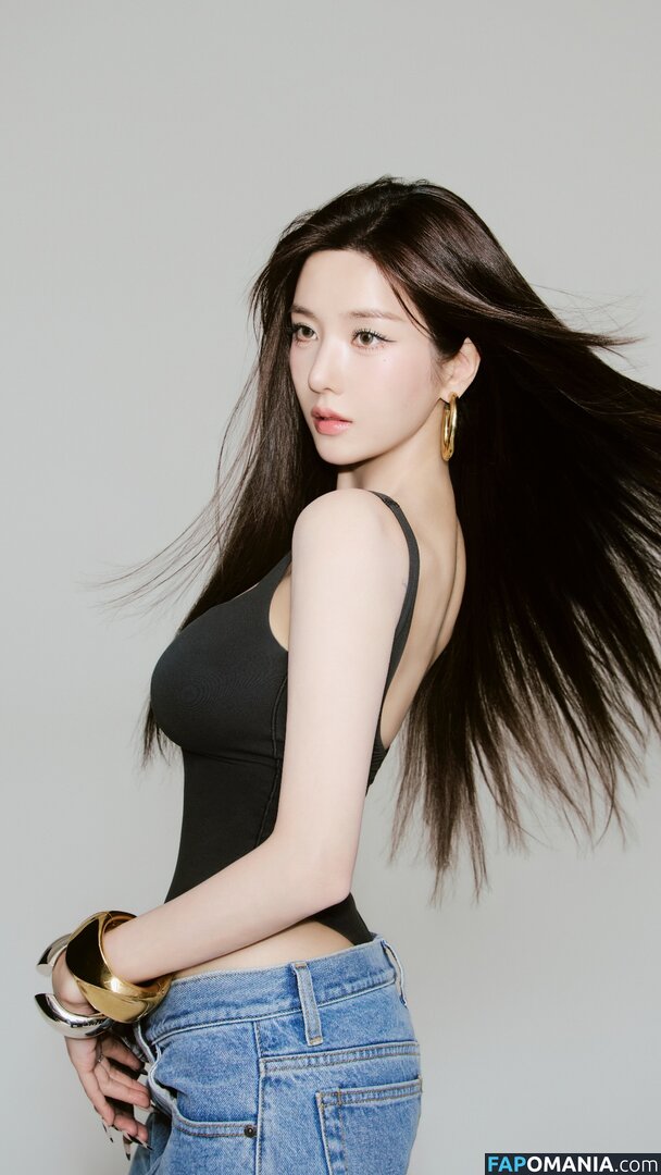 Kwon Eunbi / https: / official_kwon.eunbi Обнажённый OnlyFans  Утёкшее фото #3