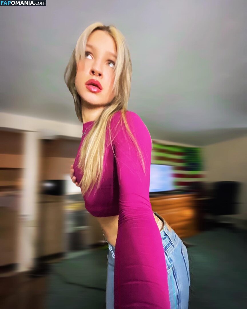Kylie Alexa Nwa / https: / kyliealexa.h Обнажённый OnlyFans  Утёкшее фото #1