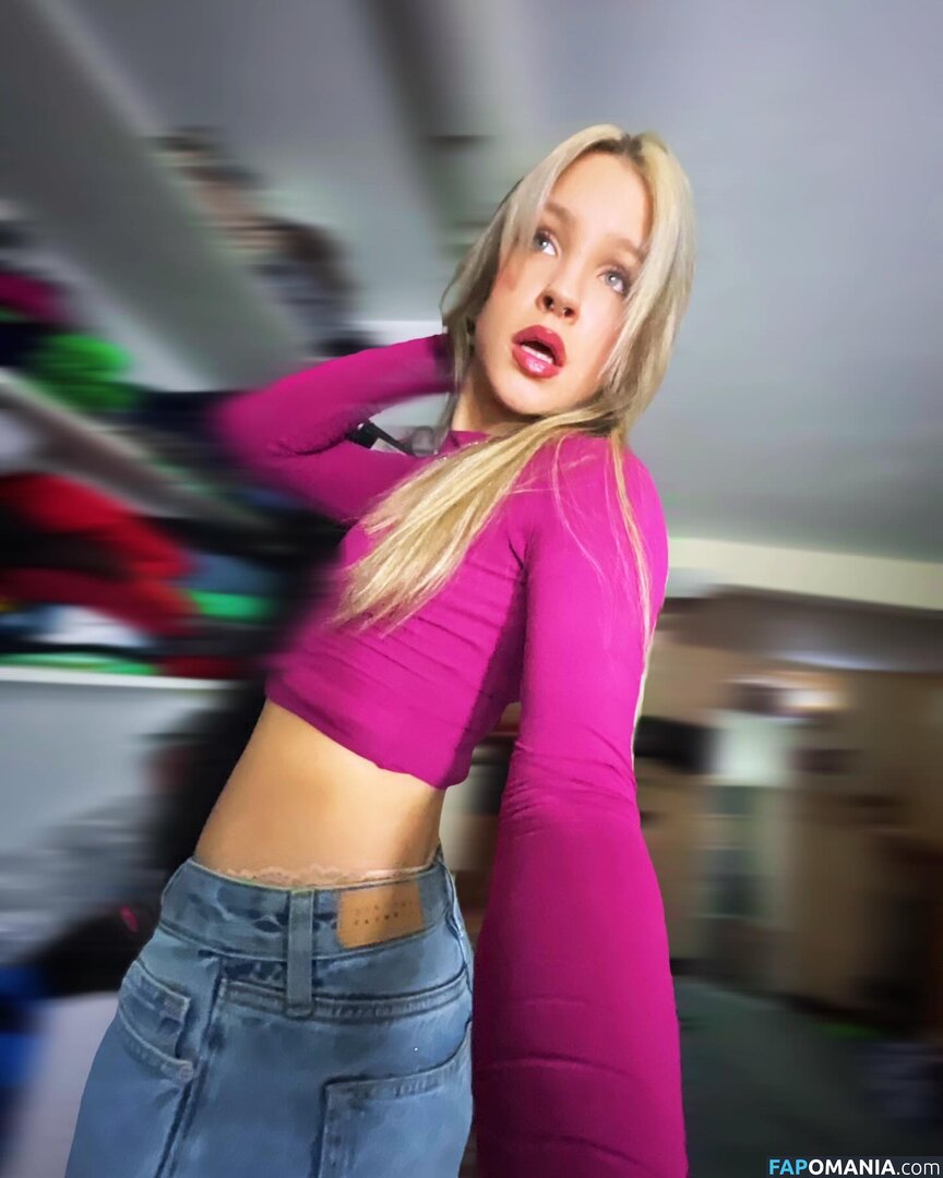 Kylie Alexa Nwa / https: / kyliealexa.h Обнажённый OnlyFans  Утёкшее фото #2
