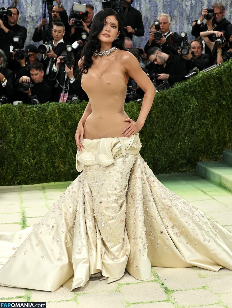Kylie Jenner / https: / kyliejenner / kyliejenner.2 Обнажённый OnlyFans  Утёкшее фото #75