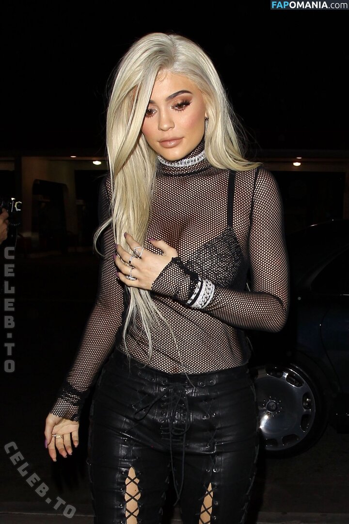 Kylie Jenner / https: / kyliejenner / kyliejenner.2 Обнажённый OnlyFans  Утёкшее фото #115