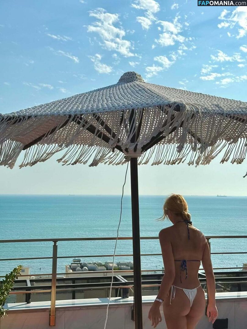 l1nc_hen / l1nchen__ / linchen_bienchen / linchenswim / spotterlinchen Обнажённый OnlyFans  Утёкшее фото #7