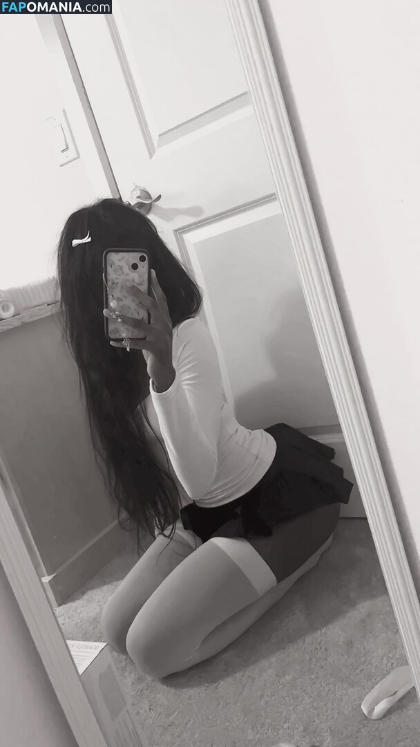 https: / lambpwincess / littlamb Обнажённый OnlyFans  Утёкшее фото #6